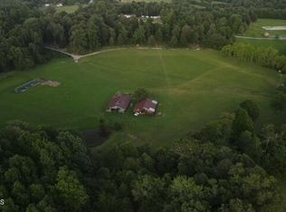 2122 Pigeon Ridge Rd, Crossville, TN 38555