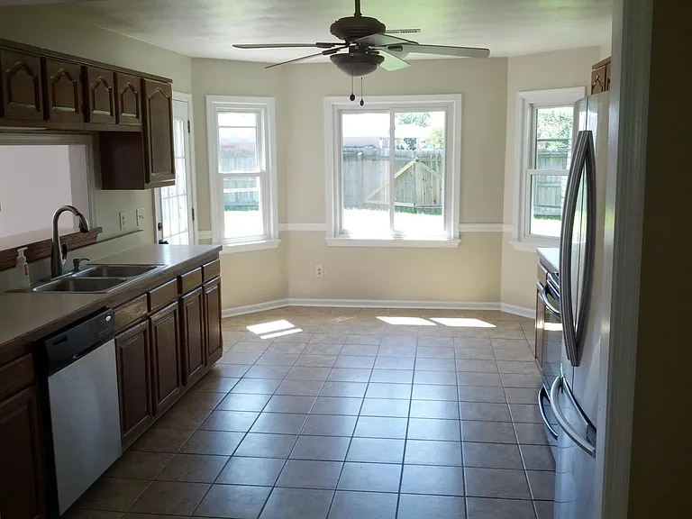 2017 Winding Wood Ct — Photo 13