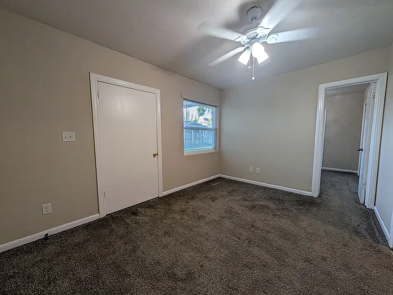 2117 Jammes Rd — Photo 6