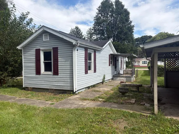 821 High St, Brookville, IN 47012