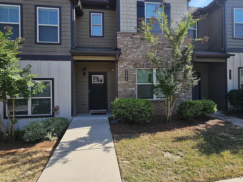 3004 Bayrose Cir #102B