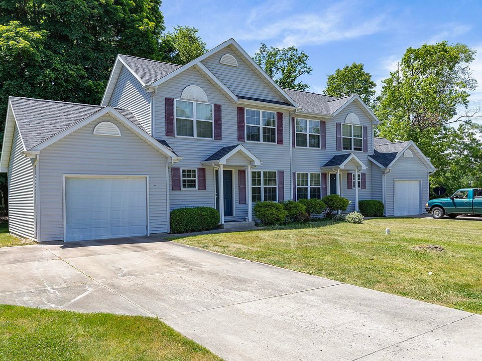 2nd image of 23724/23726 Springriver Dr