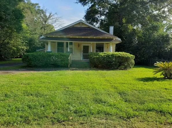 724 W 3rd St, Bogalusa, LA 70427