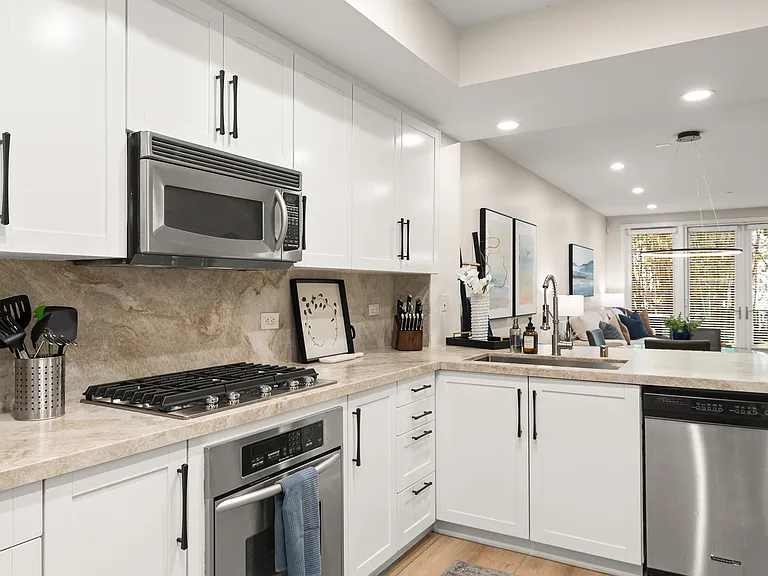 5410 La Jolla Blvd #A108 — Photo 9