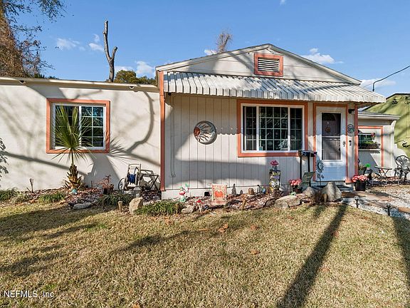 3rd image of 4665 TIMUQUANA Road