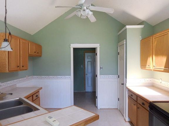 3rd image of 6400 Rosebud Dr