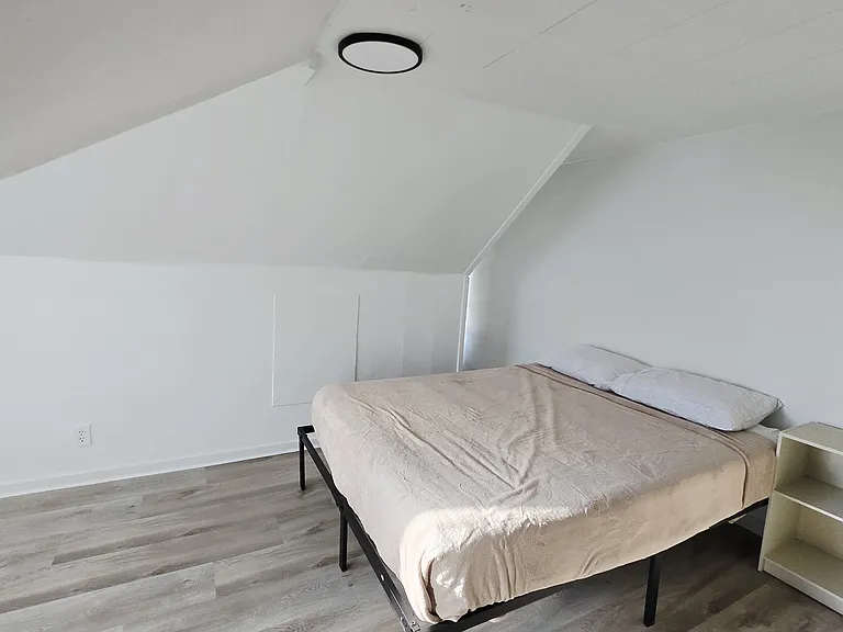 655 S Washington St #2 — Photo 8
