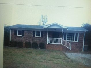 121 Paris View Dr, Travelers Rest, SC 29690