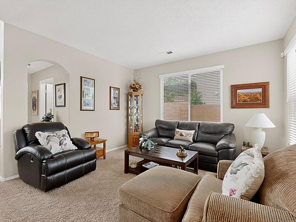 5th image of 1017 Threadgrass Rd NE
