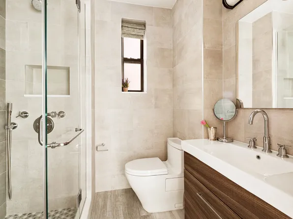 23 West 73rd Street 210 image 7 of 8