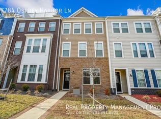 17784 Osprey Harbor Ln, Dumfries, VA 22026
