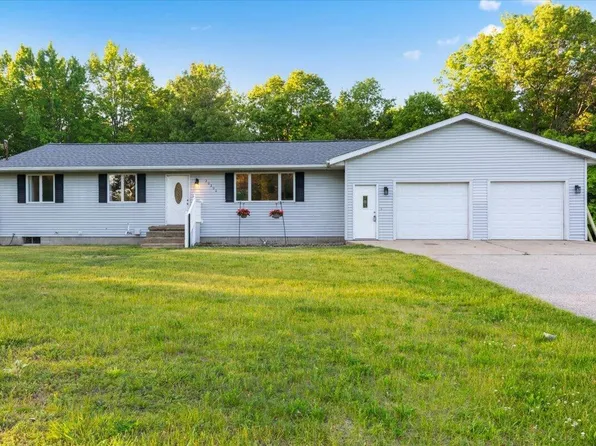 20200 Lake Montcalm Rd, Howard City, MI 49329