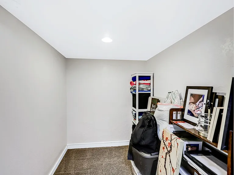 2616 S Madison St — Photo 42