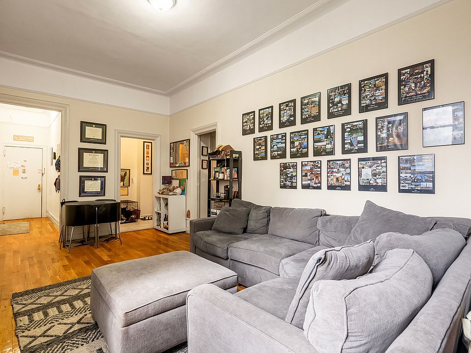 1st image of 3657 Broadway APT 1G