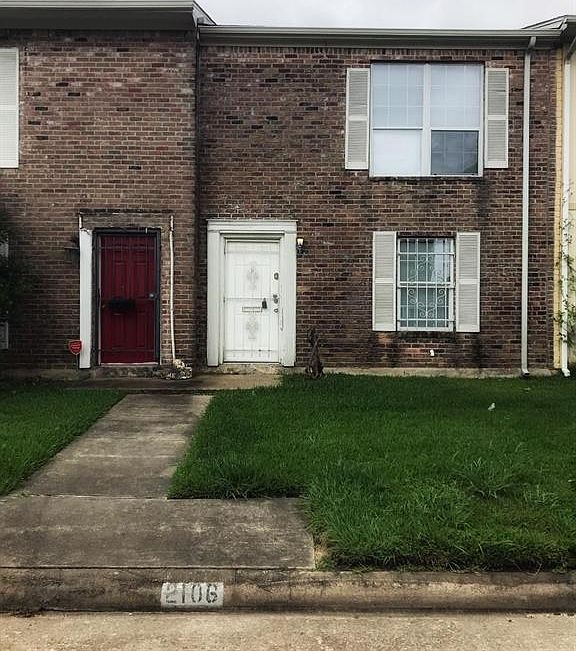 1st image of 2106 Straight Creek Dr