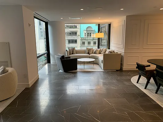 Rented by iAdvise Real Estate LLC | media 45