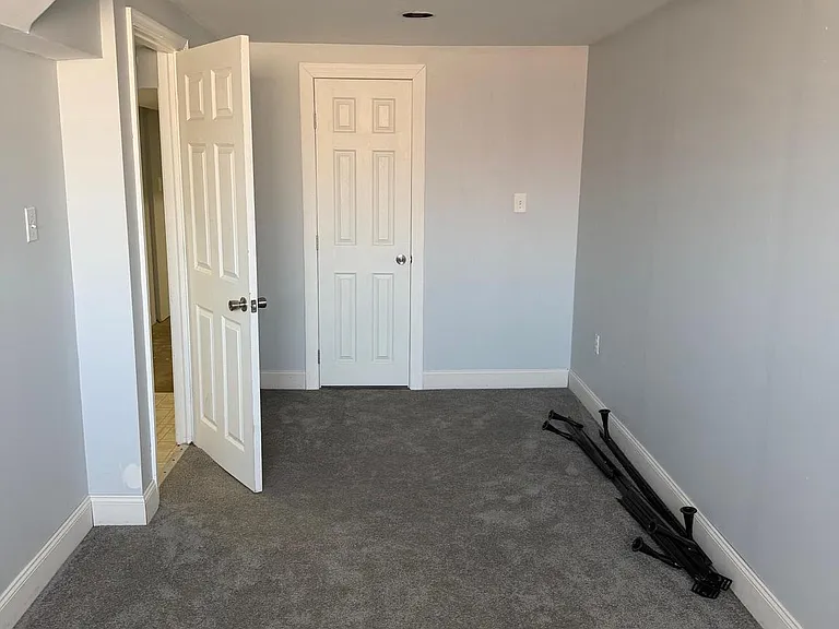 7609 Torresdale Ave — Photo 17