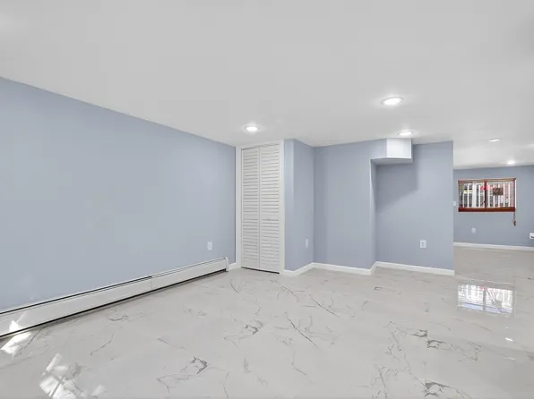 43 Sycamore Road image 11 of 15