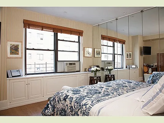 Sold by Stribling | media 11