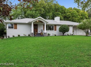 317 Macedonia Ln, Knoxville, TN 37914