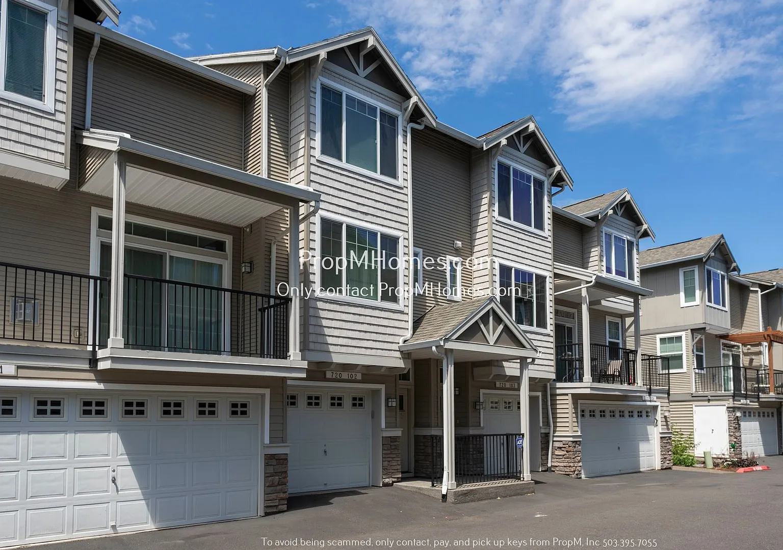 Updated Two Bedroom Townhome in Cedar Mill! — Photo 1