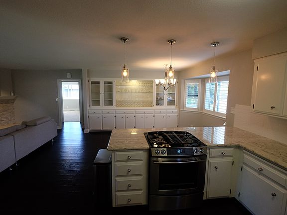5th image of 7449 Braeridge Way