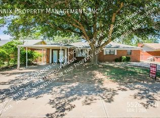 5526 17th Pl, Lubbock, TX 79416