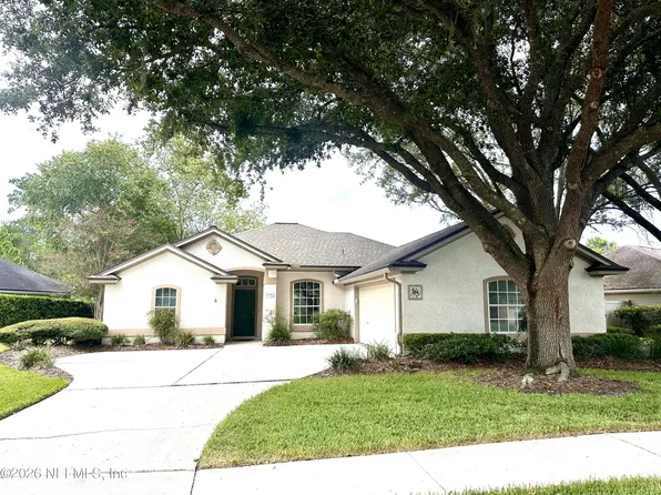 2494 THE WOODS Drive E, Jacksonville, FL 32246