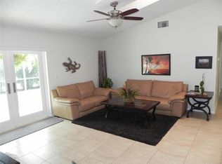 7450 Rosewood Cir, Boca Raton, FL 33487