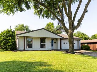 911 Prestwick Ln, Richardson, TX 75080