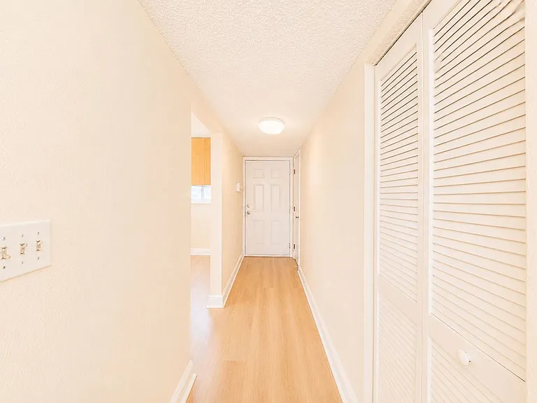 145 Halifax Ave #209 — Photo 21