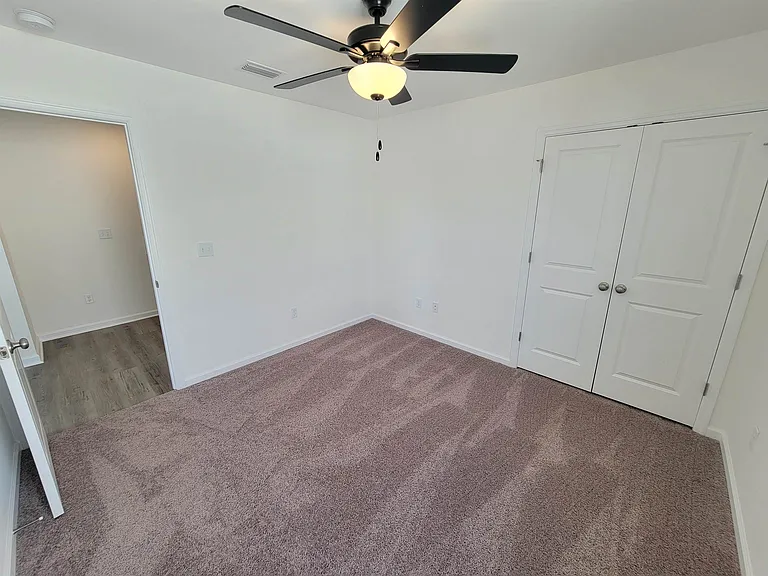 1367 Landon Hills Dr — Photo 16