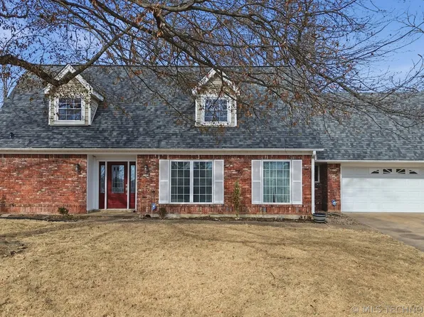 3505 E 70th Pl, Tulsa, OK 74136