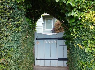 2342 N 64th St, Seattle, WA 98103