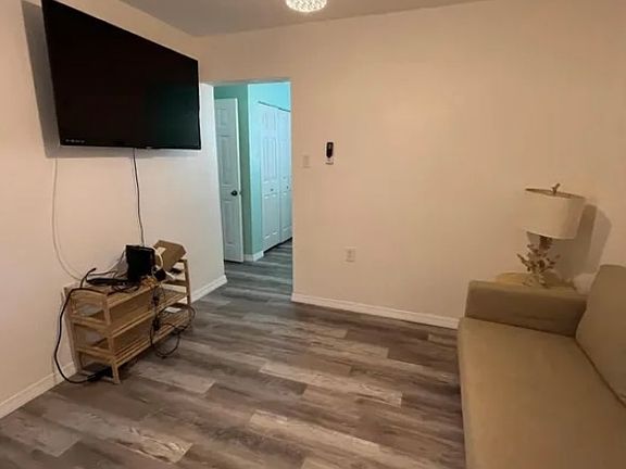 3rd image of 211 Circle Dr APT 29C
