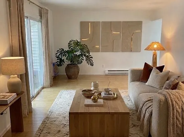 (undisclosed Address), New Haven, CT 06511