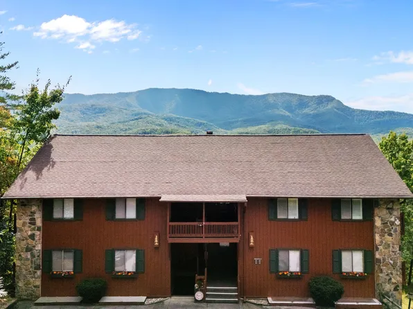 429 Deer Path Ln APT 201, Gatlinburg, TN 37738