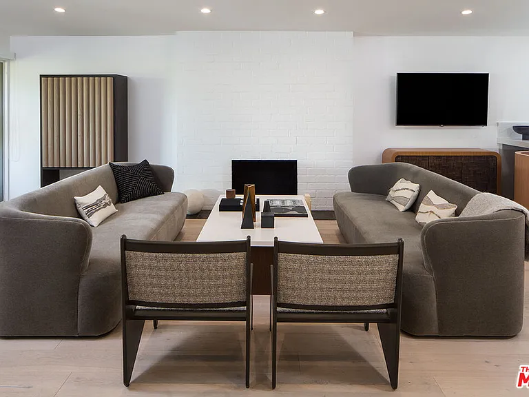 8917 Cynthia St #2 — Photo 3
