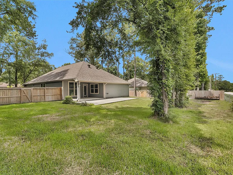 11087 Sutton Pl — Photo 29