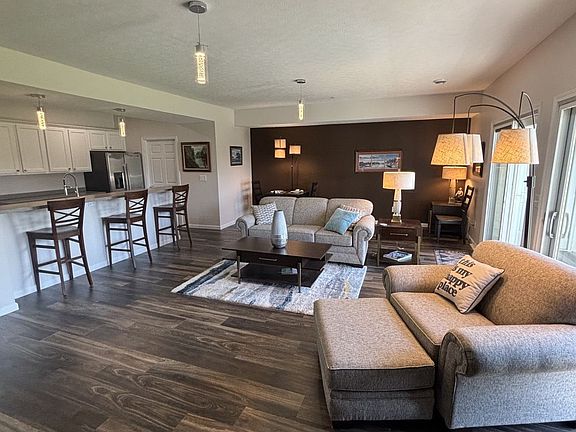 4th image of 5547 Beavercrest Dr #209