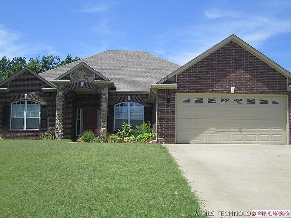 1st image of 1516 Oklahoma St