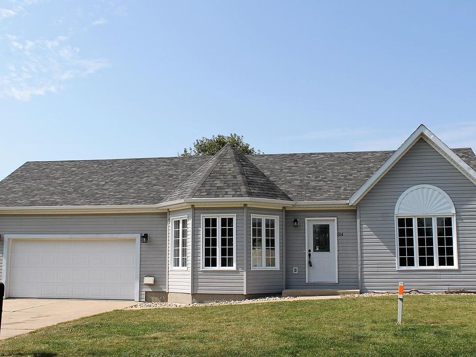 1st image of 104 Pheasant Ln