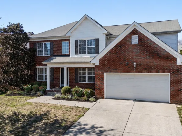 5037 Saint Ives Dr, Murfreesboro, TN 37128