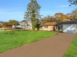 1057 Bay Shore Ave, Bay Shore, NY 11706
