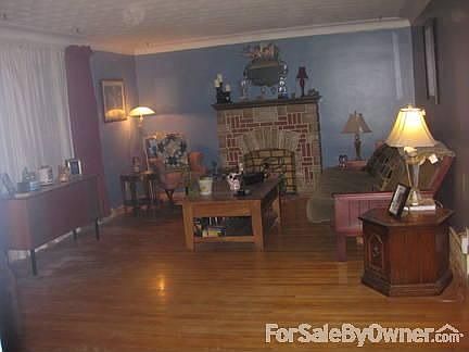2nd image of 89 Angelacrest Ln