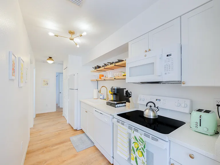 221 Nesmith Ave #A — Photo 12