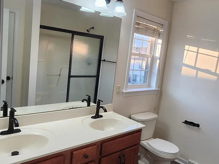 6341 Creekbend Dr — Photo 29