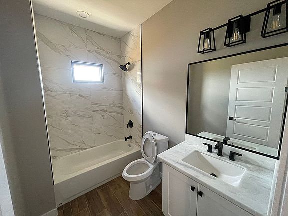 5th image of 9533 Lake John Ct #9565744929