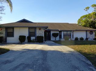 188 Natchez Trace Ave, Royal Palm Beach, FL 33411