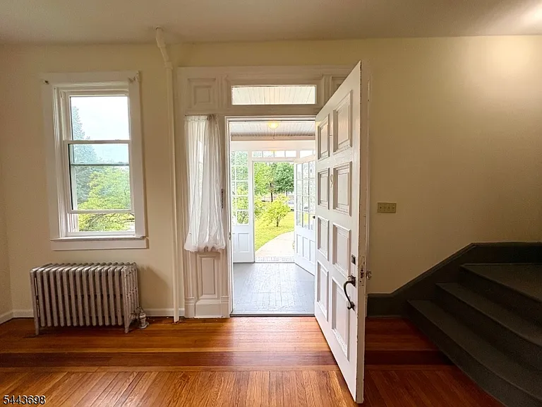 9 Franklin Pl — Photo 5